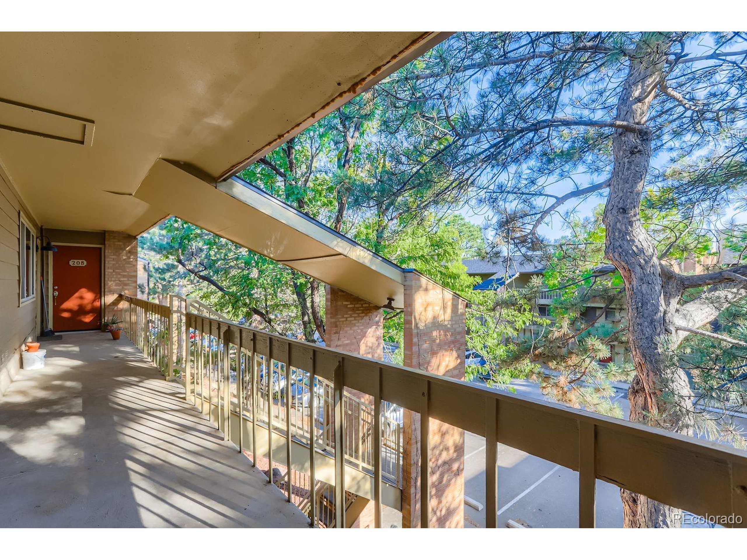 3000 Colorado Ave B206