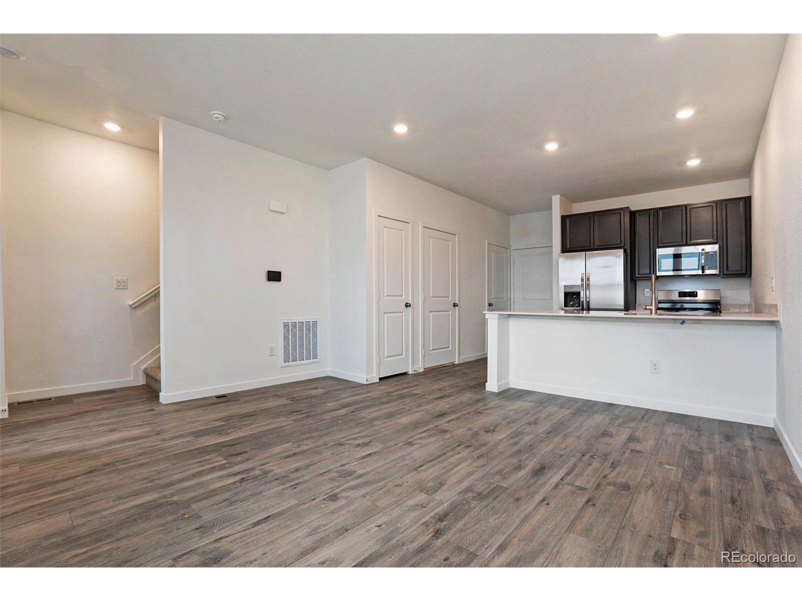 1420 Sun Way
