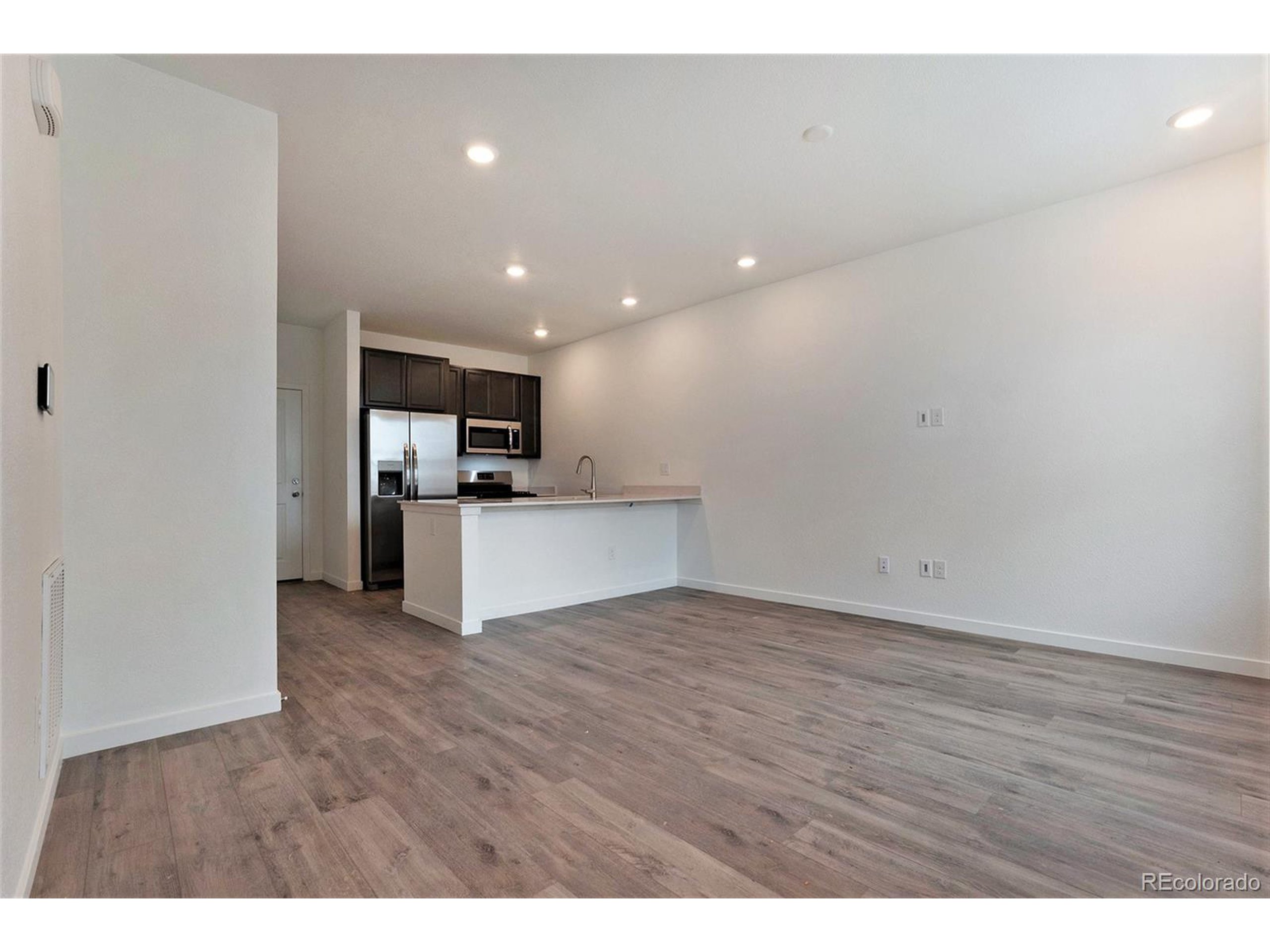 1420 Sun Way