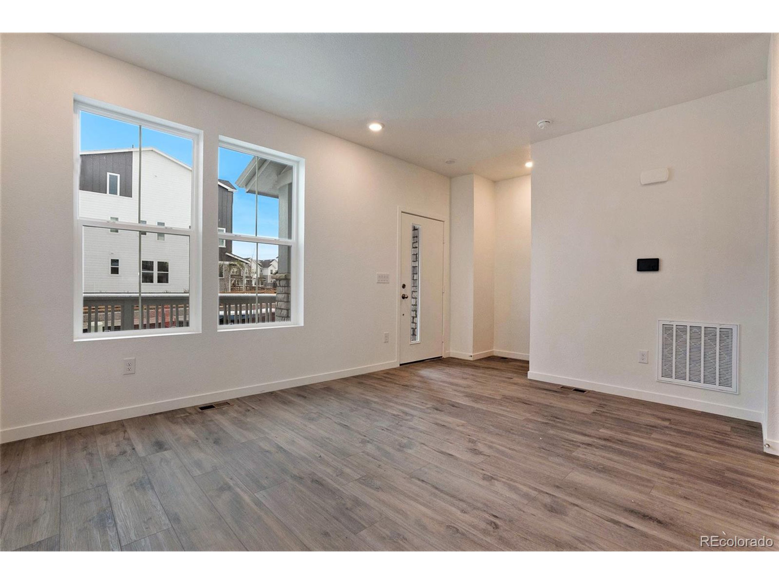1420 Sun Way