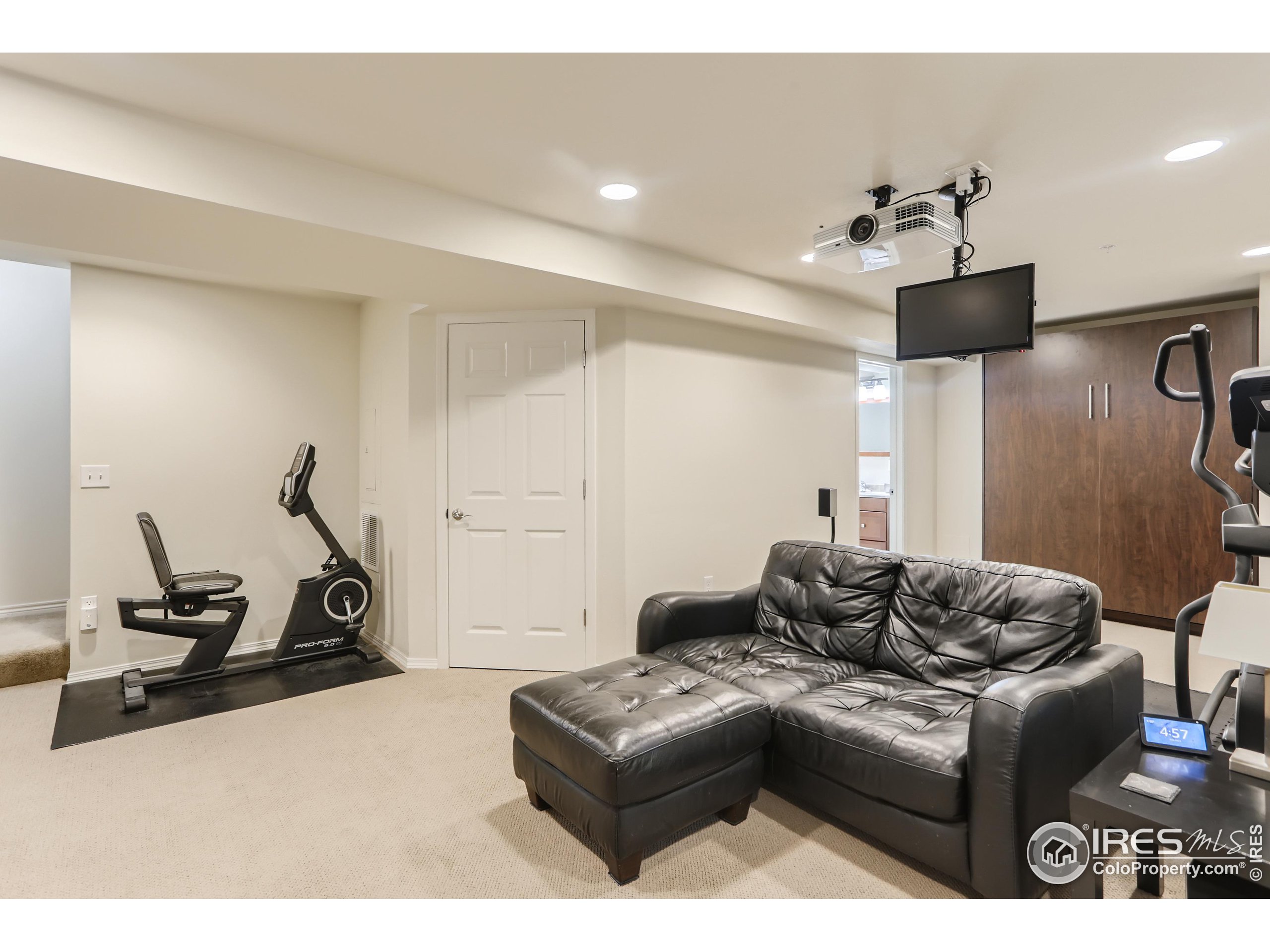 4156 Lonetree Ct