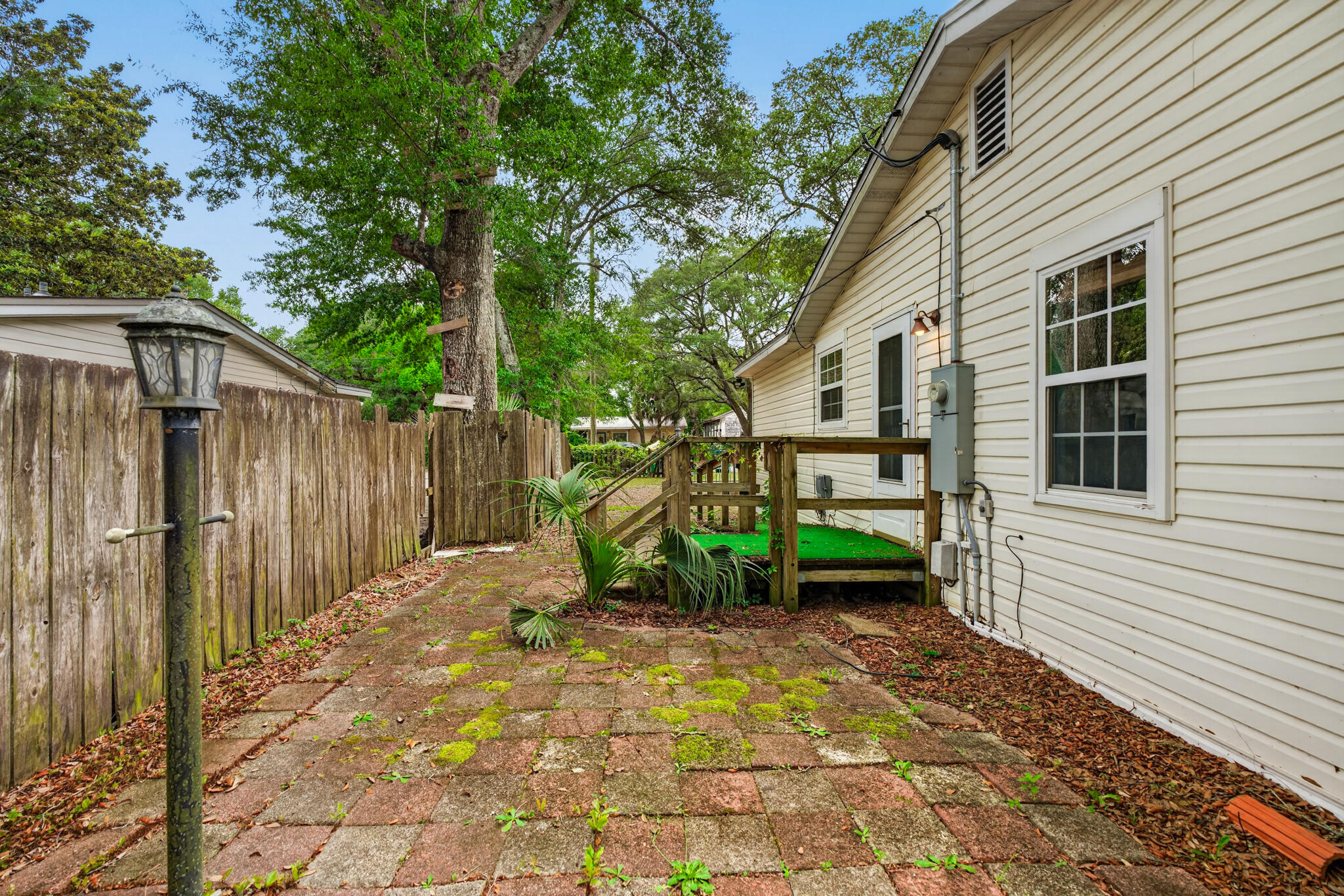 679 Anderson Drive