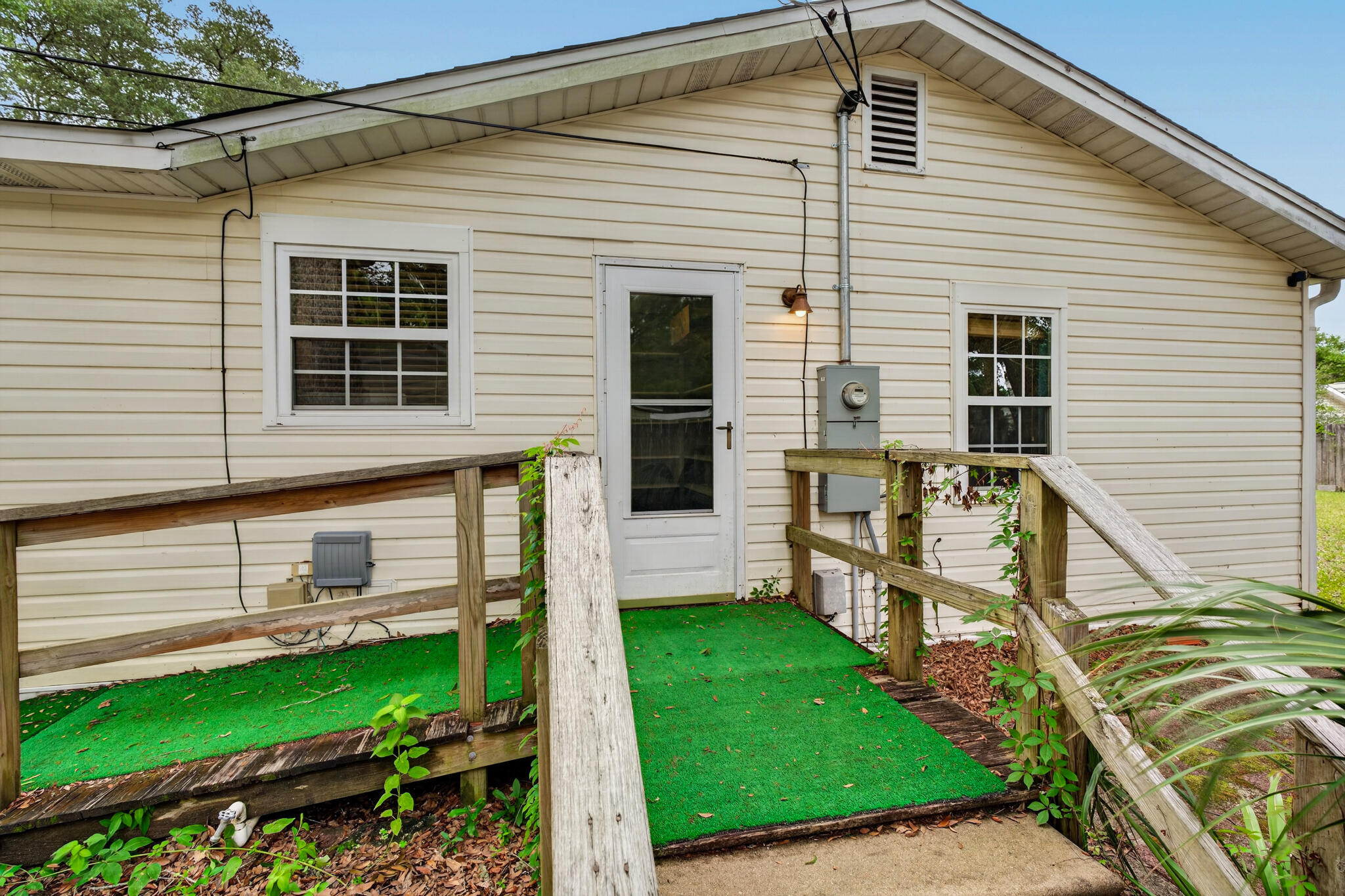 679 Anderson Drive