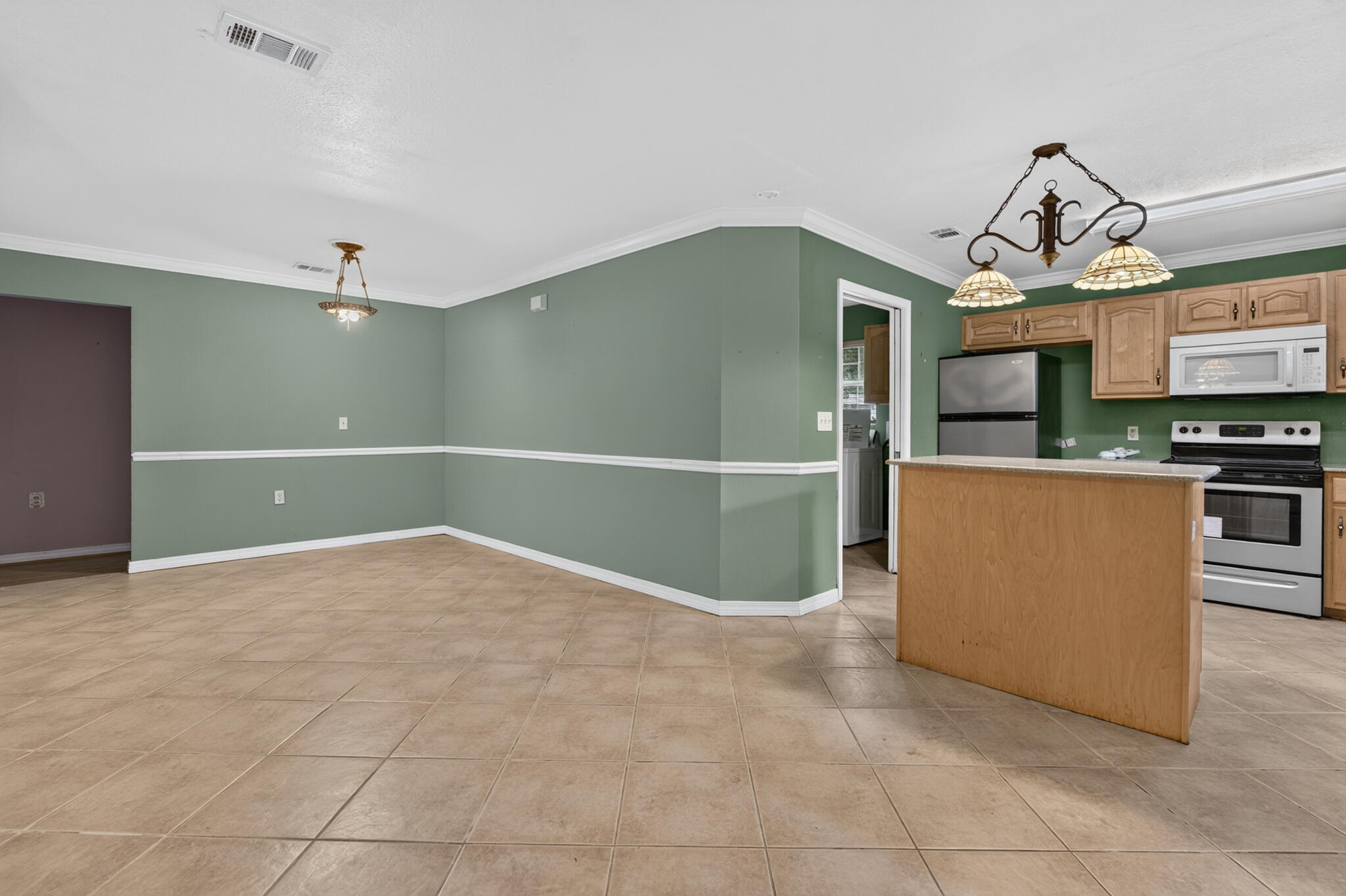 679 Anderson Drive