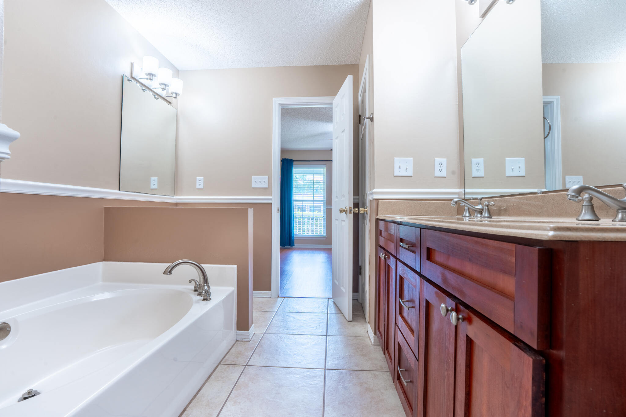2786 Willow Bend Court