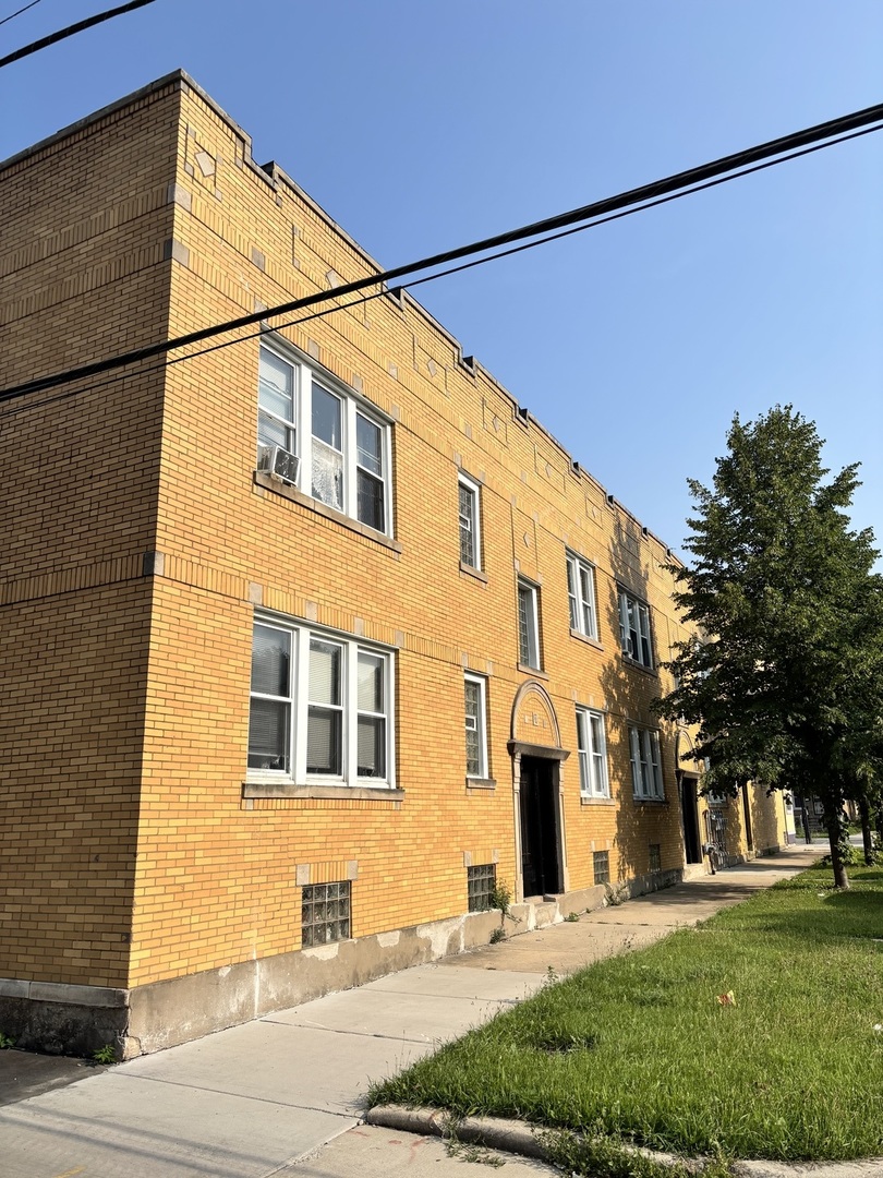 6851-55 S Wolcott Avenue