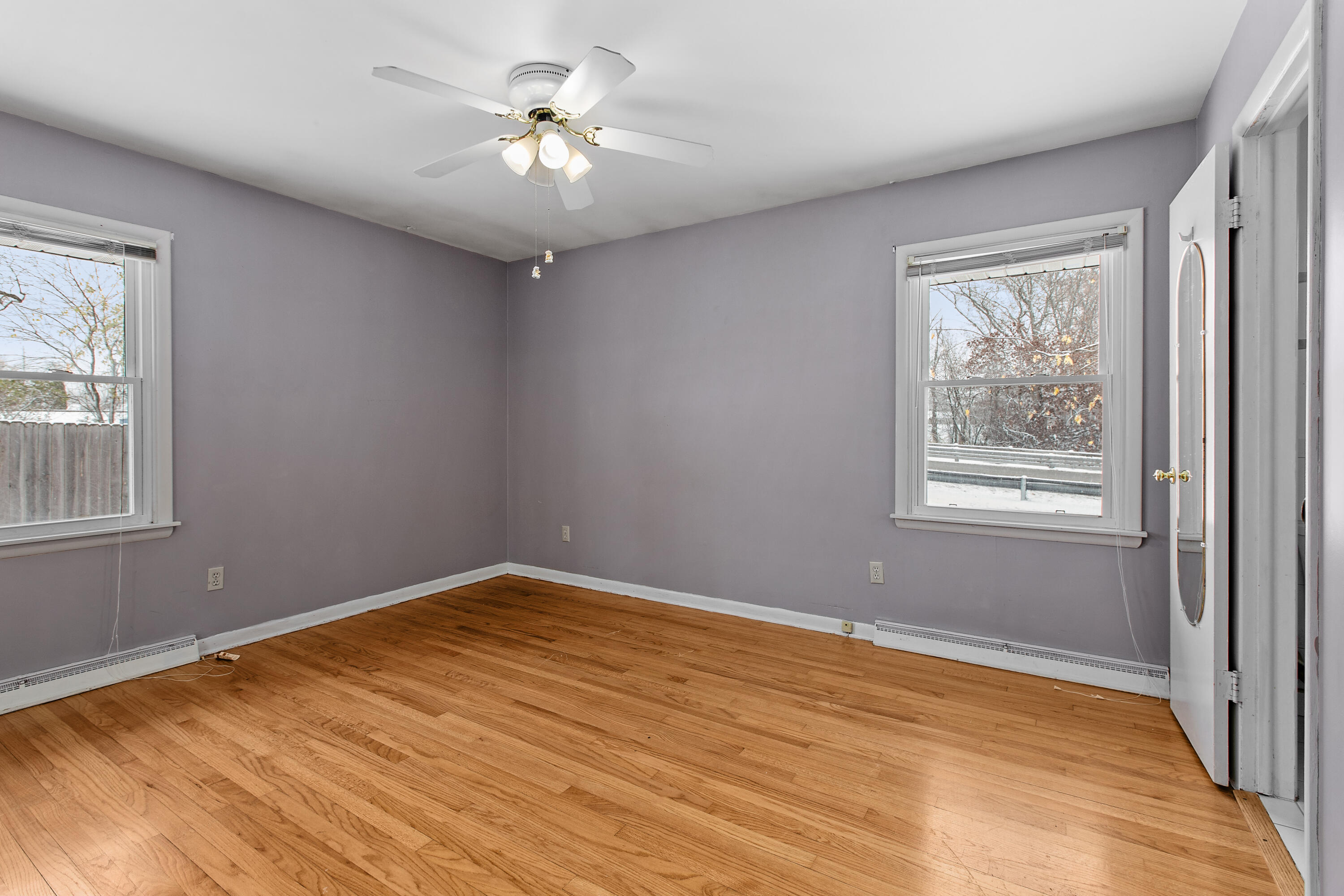 325 California Place