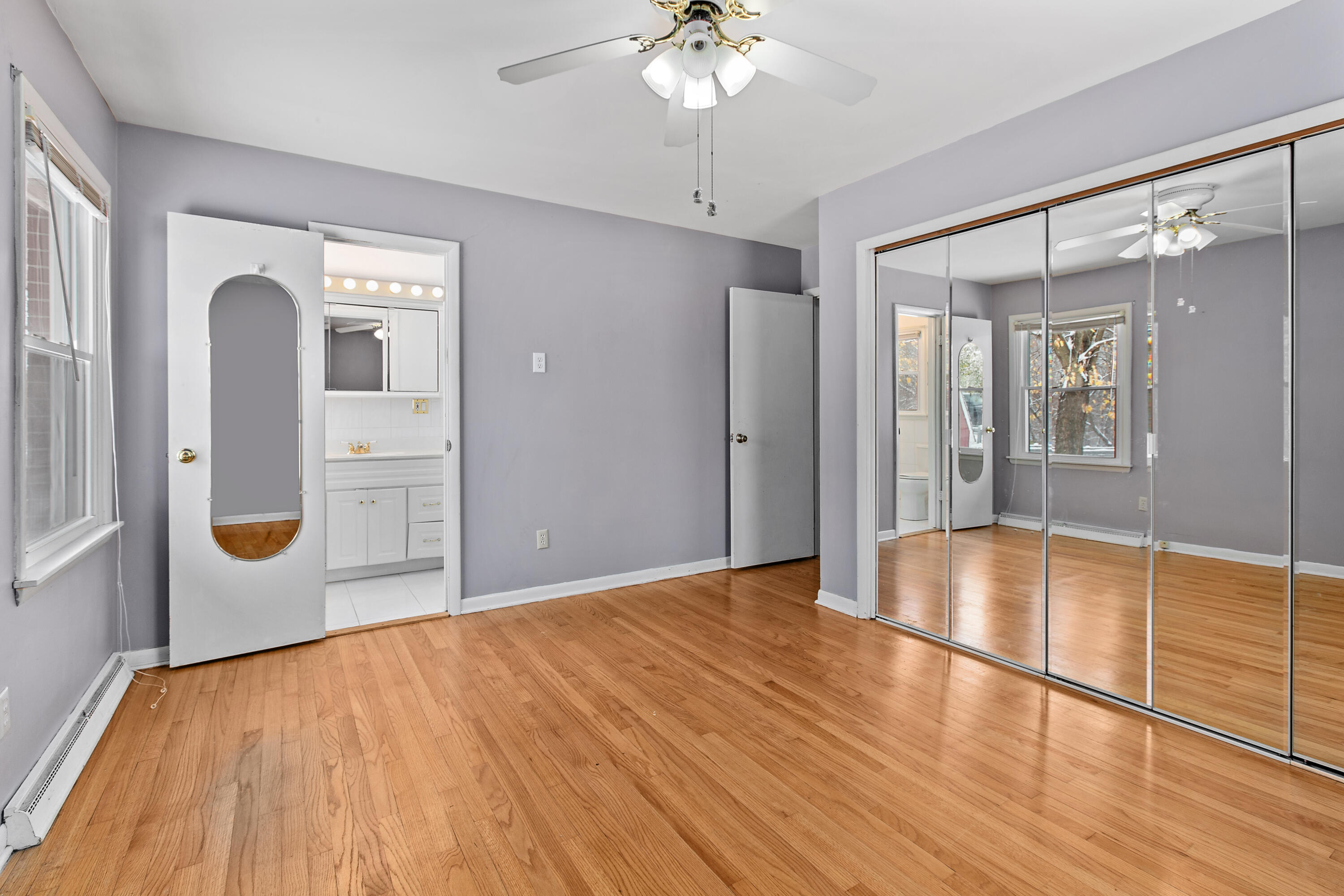 325 California Place