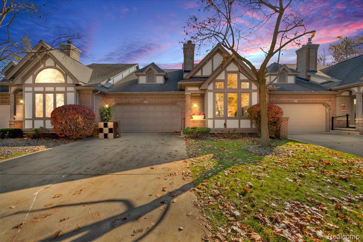 824 N Beech Daly Road
