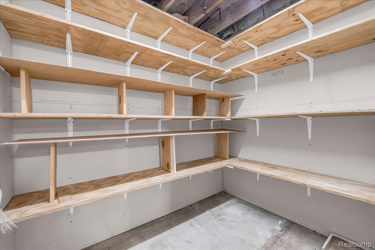 824 N Beech Daly Road