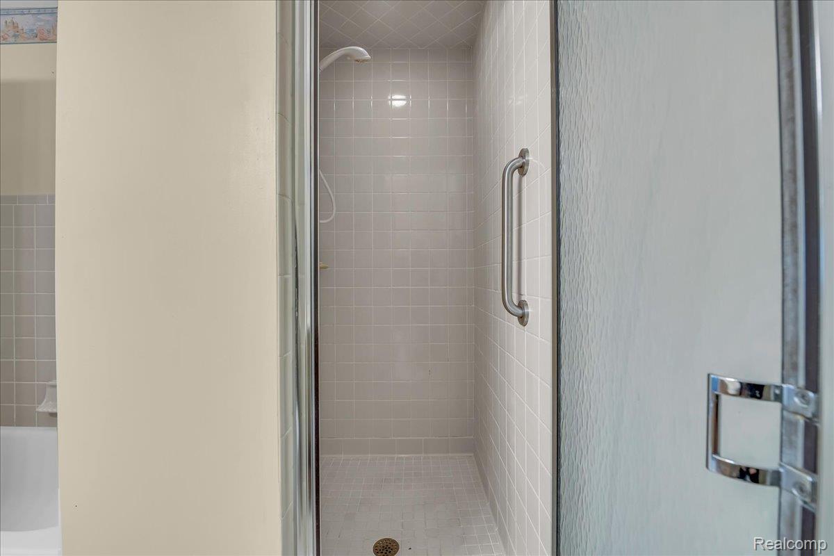 824 N Beech Daly Road