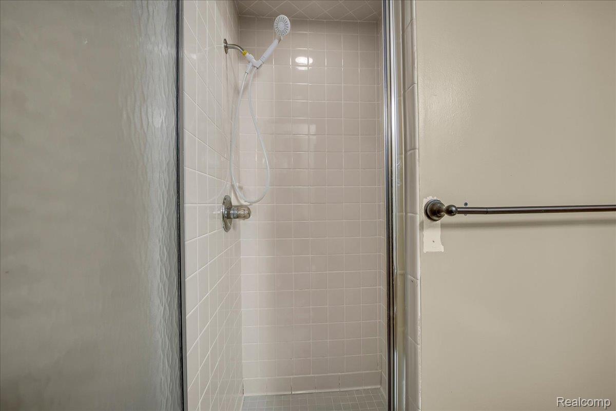 824 N Beech Daly Road