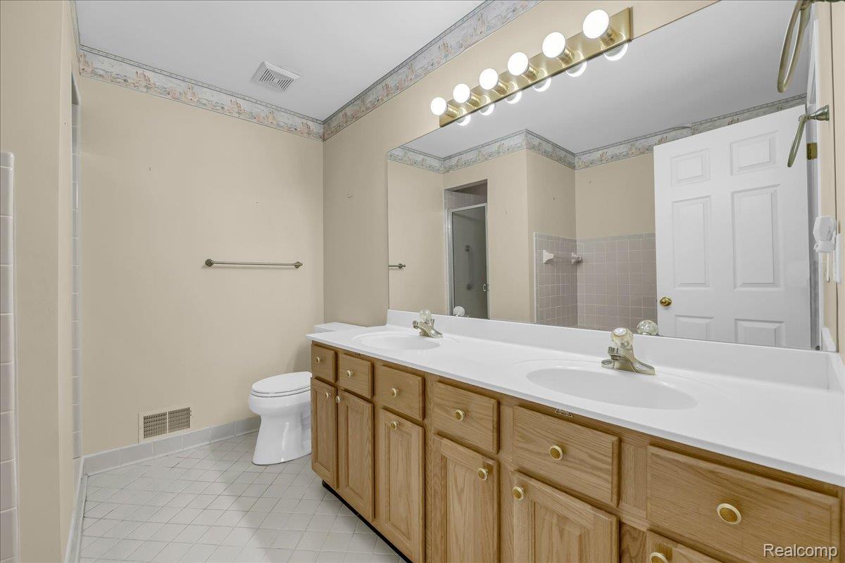 824 N Beech Daly Road