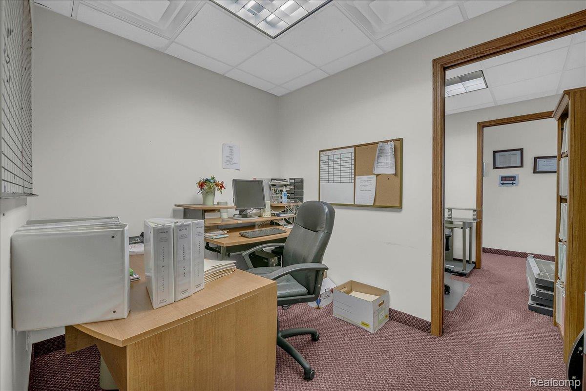 19323 Farmington Road