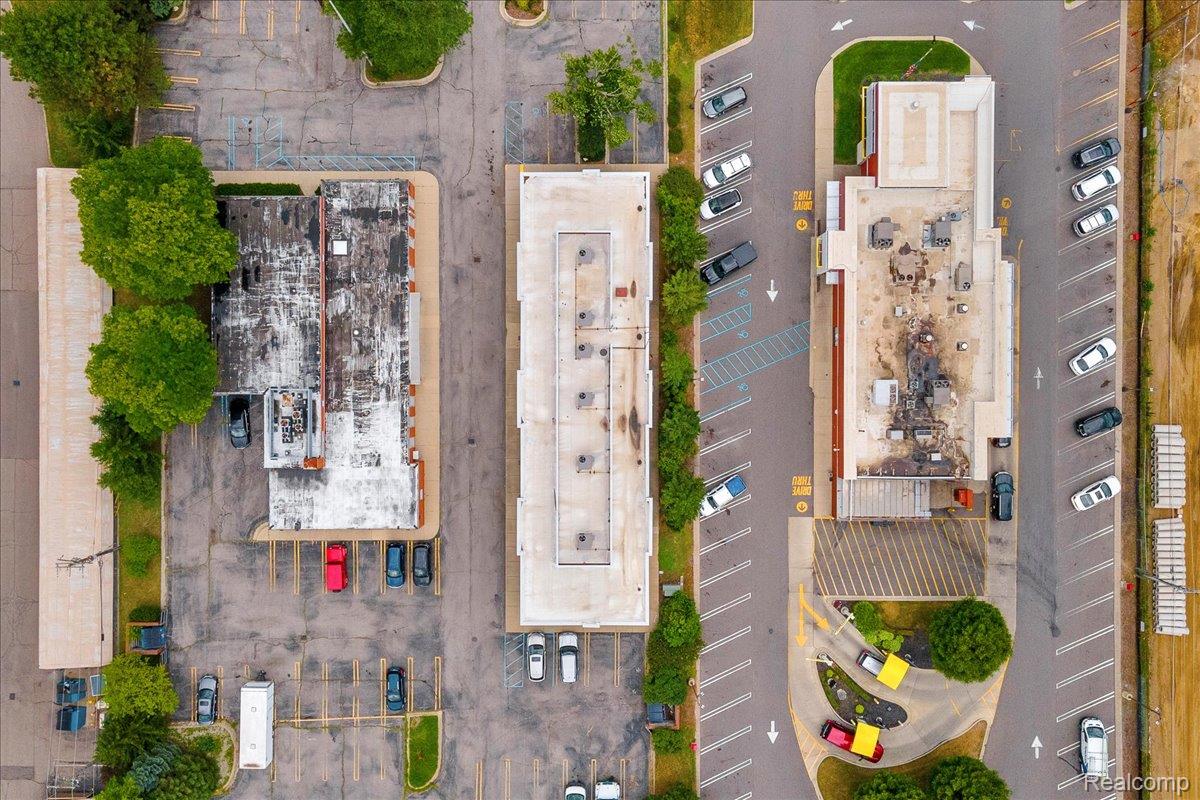 19323 Farmington Road