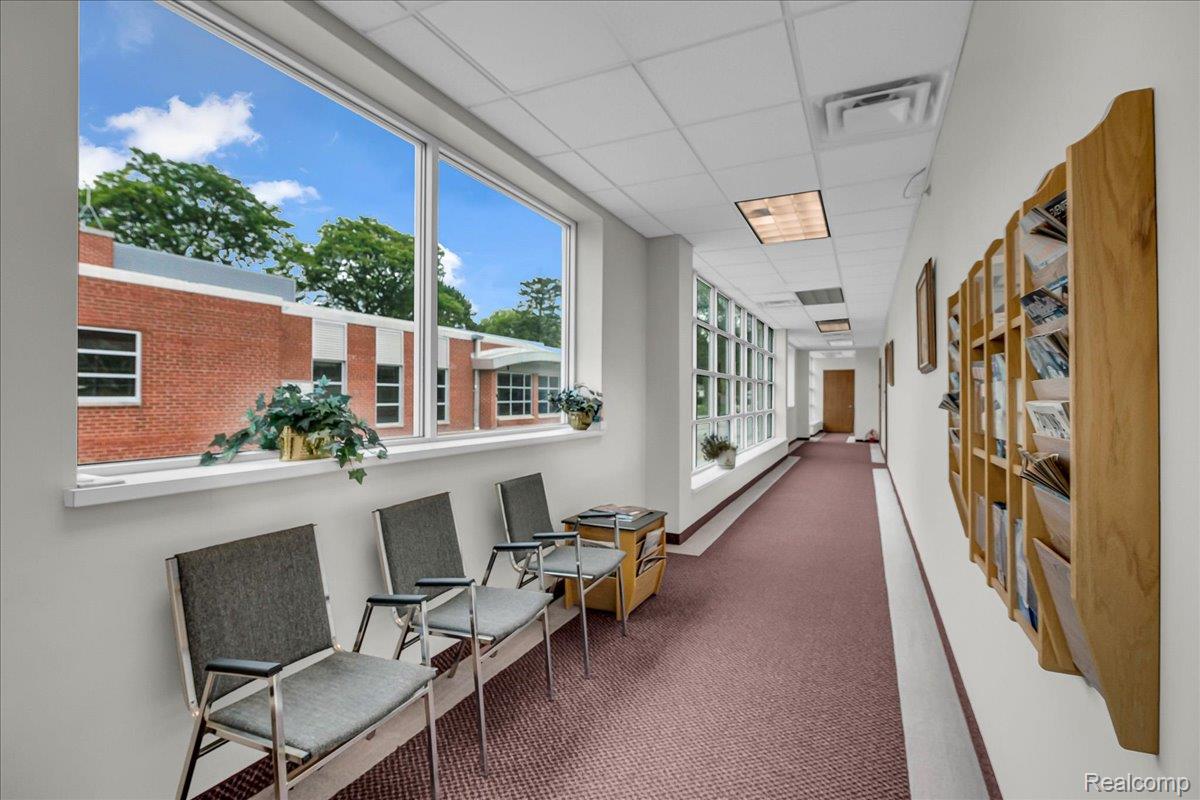 19323 Farmington Road