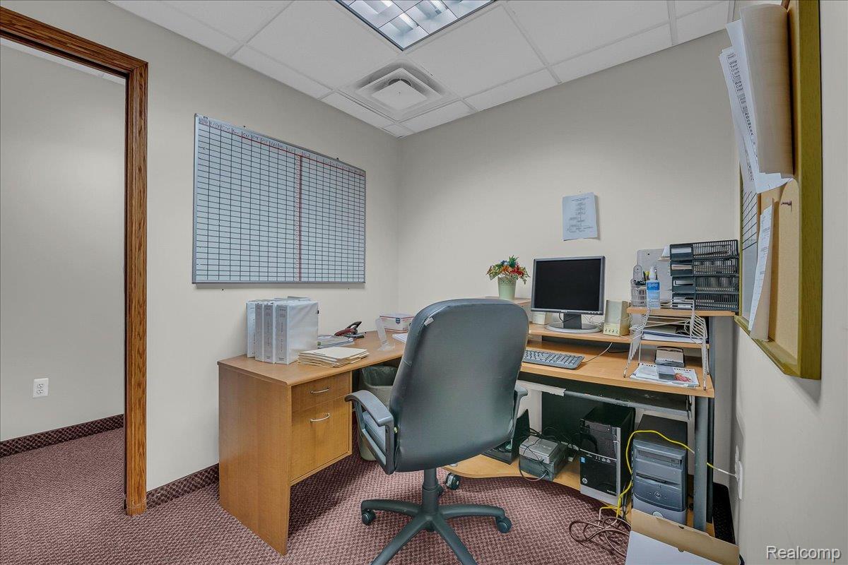 19323 Farmington Road