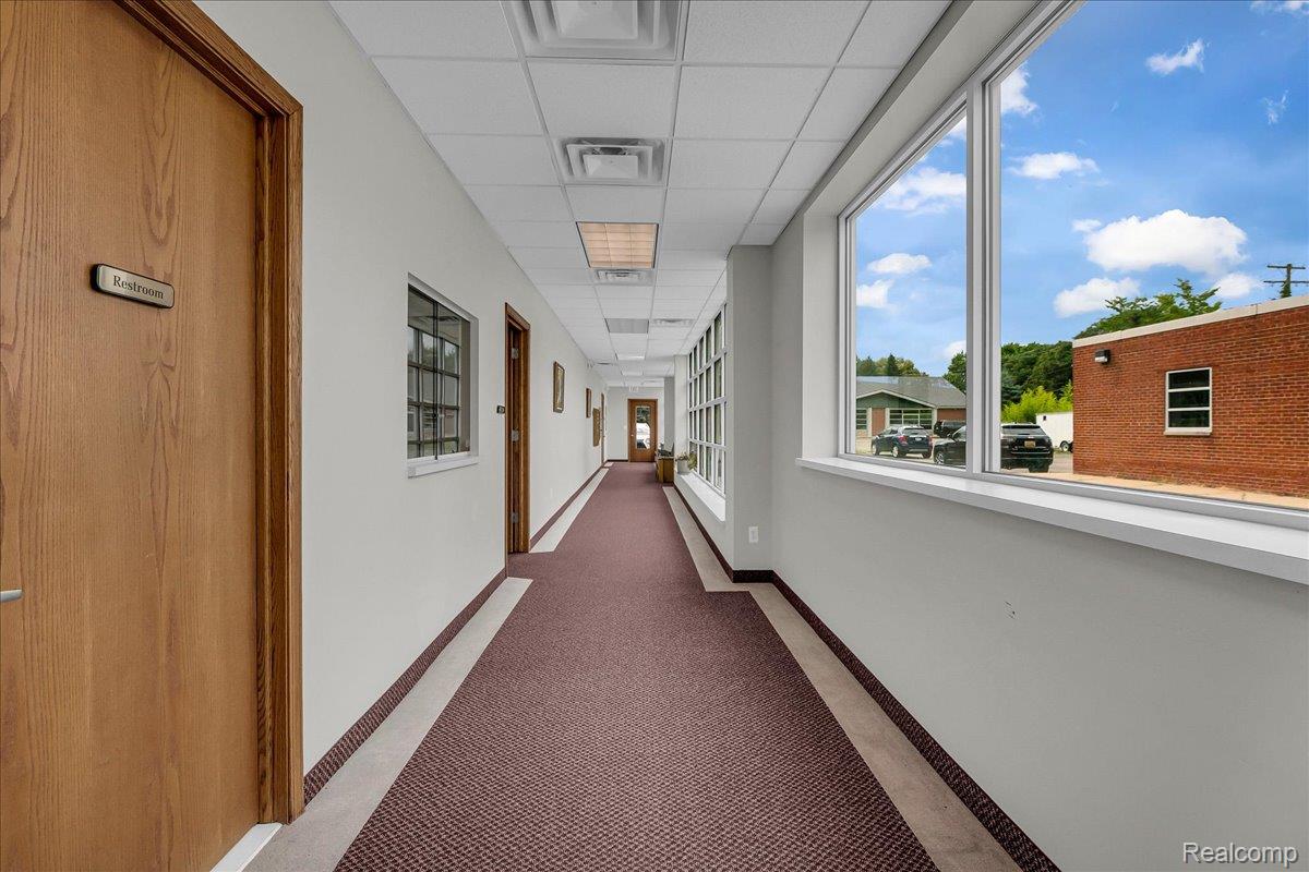 19323 Farmington Road