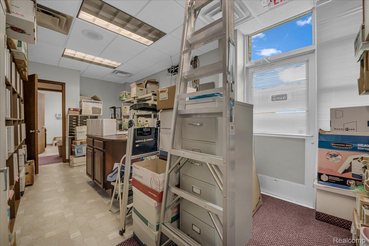 19323 Farmington Road