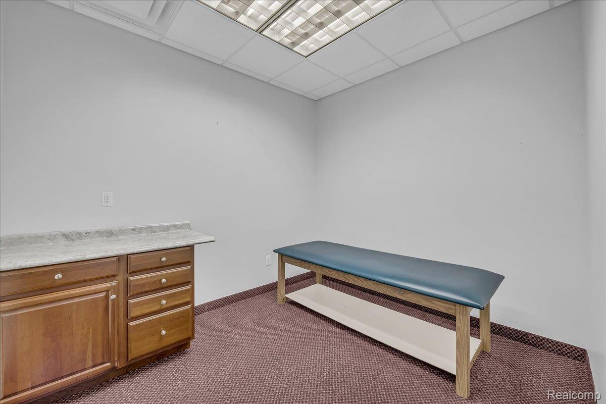 19323 Farmington Road