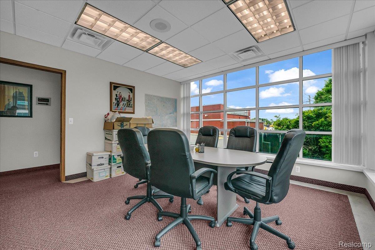 19323 Farmington Road