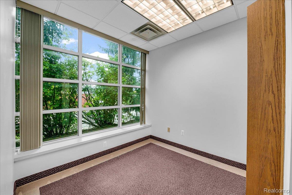 19323 Farmington Road