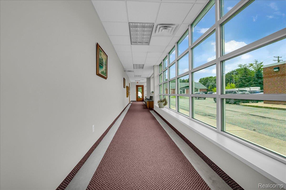 19323 Farmington Road