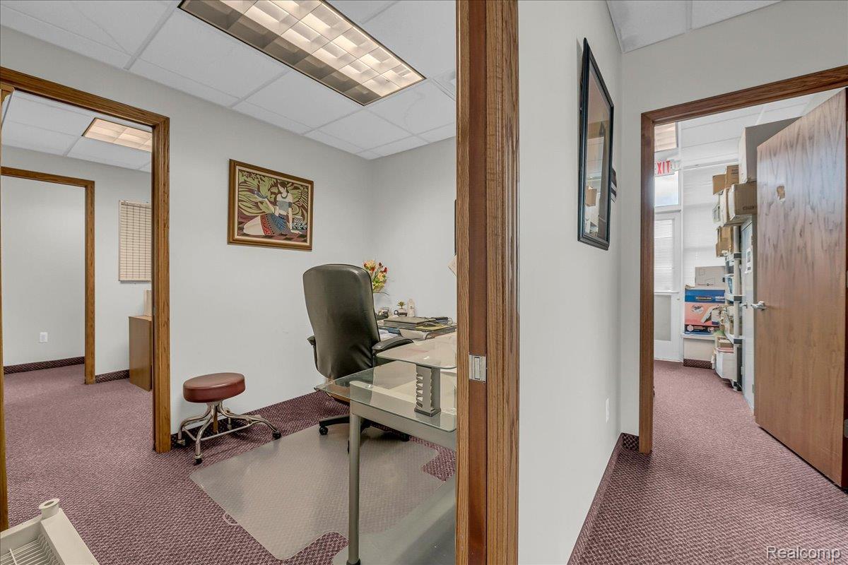 19323 Farmington Road