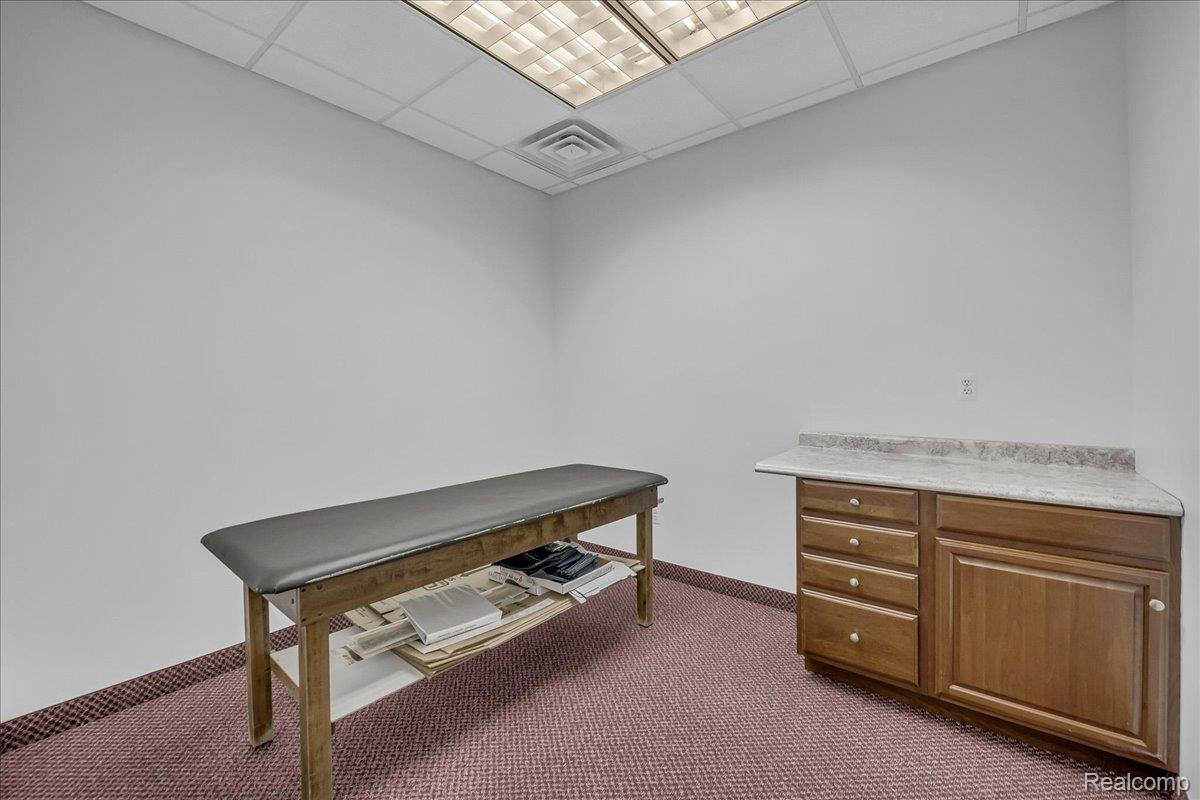 19323 Farmington Road