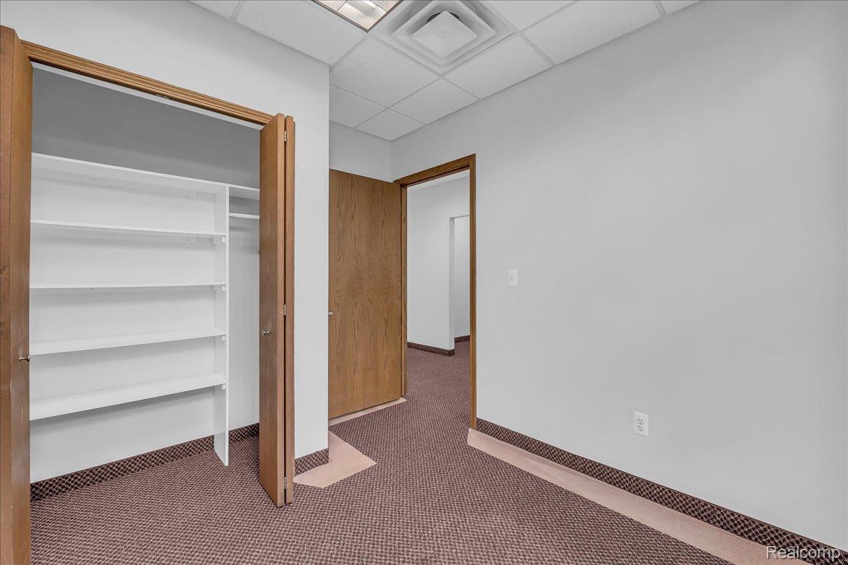 19323 Farmington Road