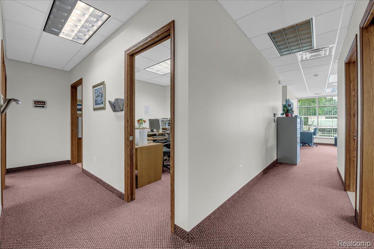 19323 Farmington Road