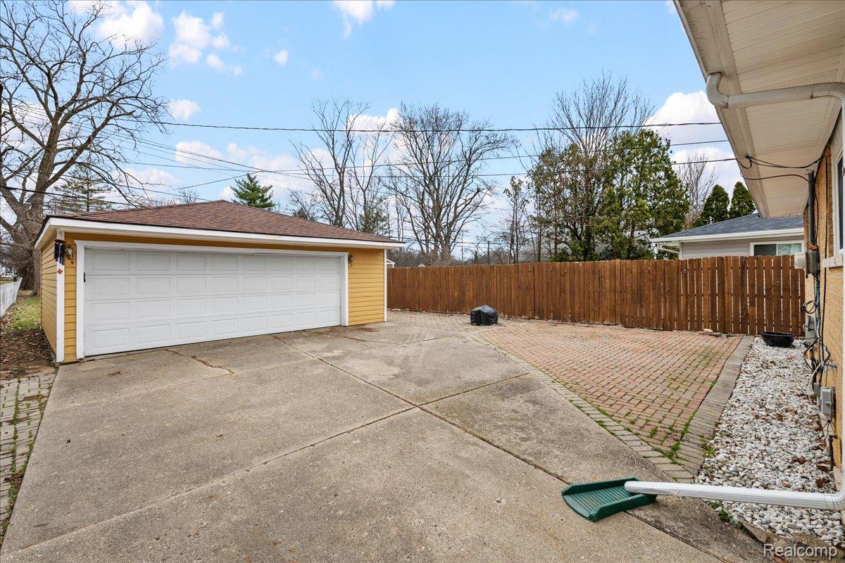 3343 Harvard Road