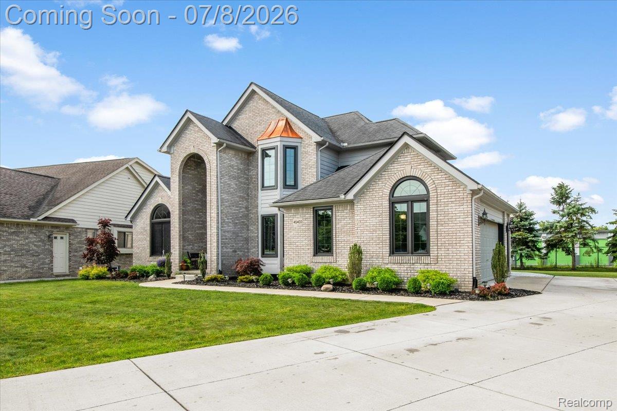 45433 Indian Creek Drive