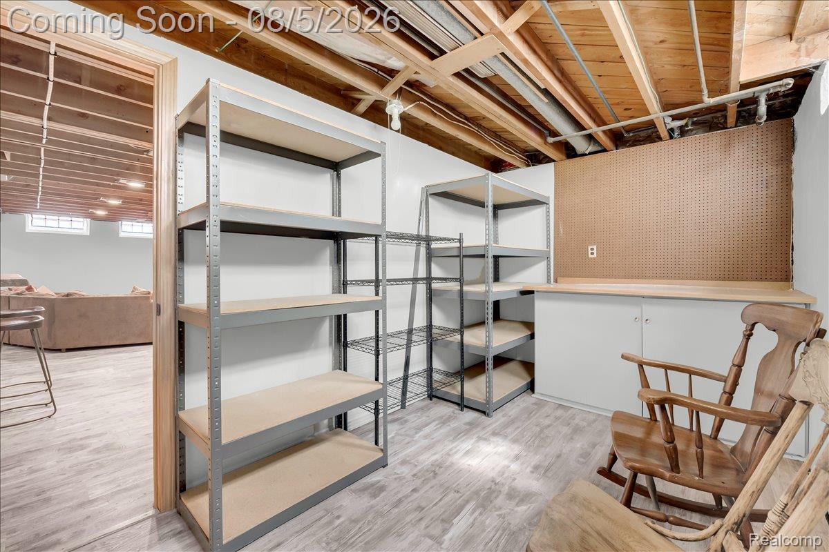 6101 Fairwood Drive