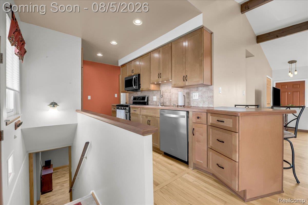 6101 Fairwood Drive