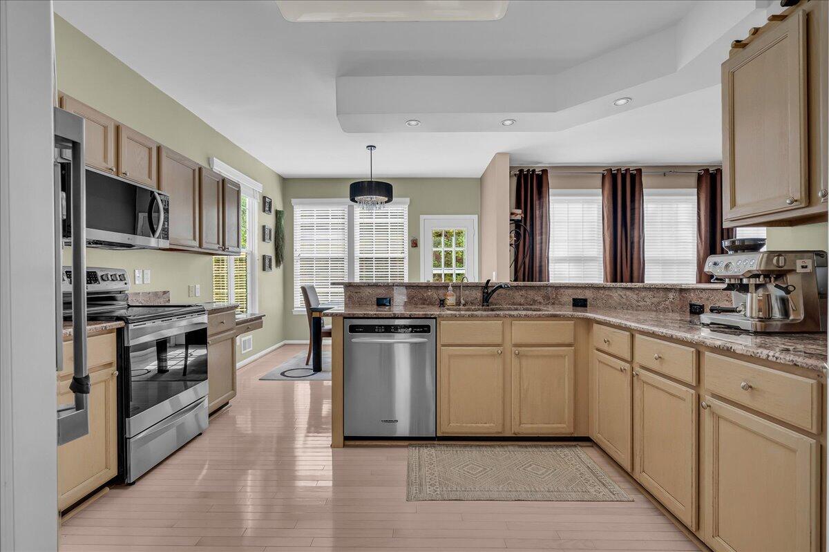 8136 Parkside Drive