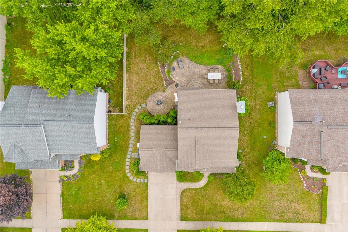 8136 Parkside Drive