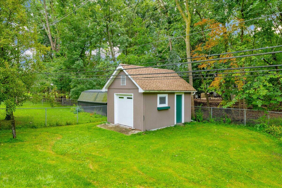 32447 6 Mile Road