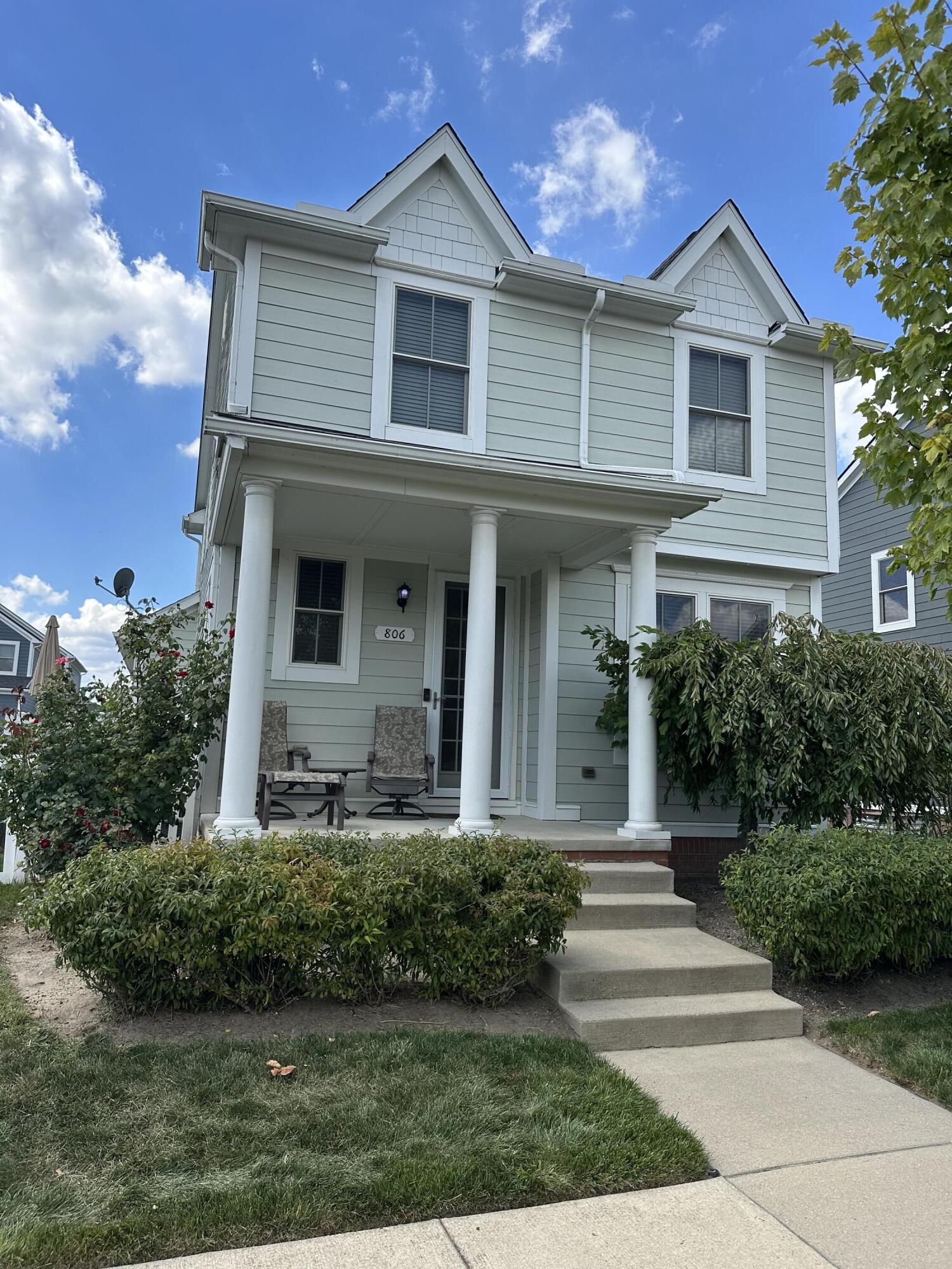 806 Adams Street