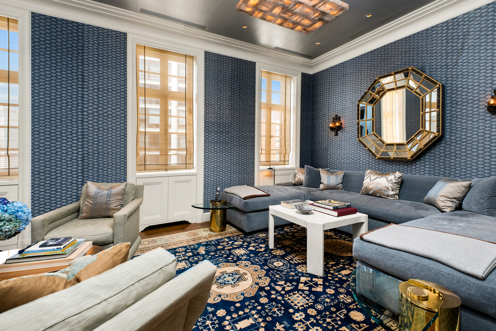 1301 N Astor Street Unit: PH