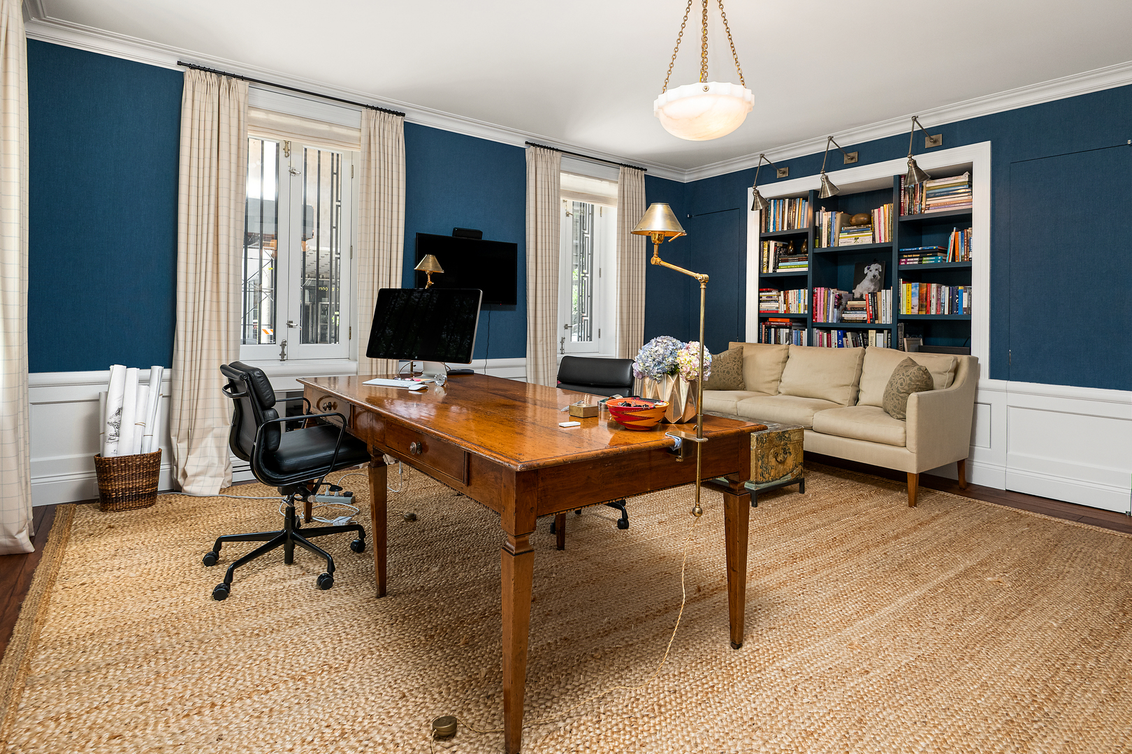 1301 N Astor Street Unit: PH