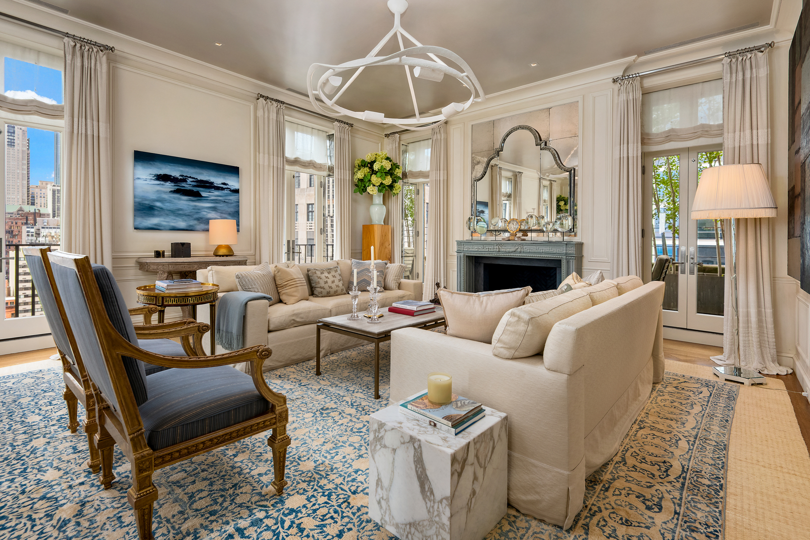 1301 N Astor Street Unit: PH