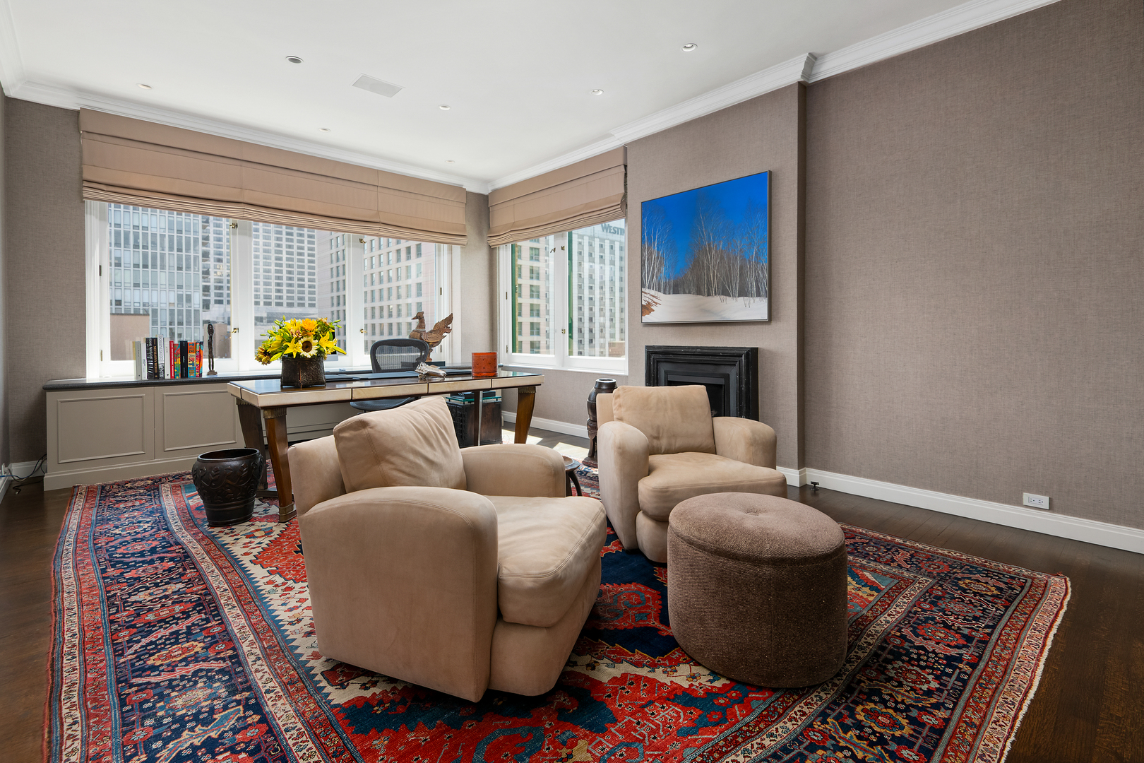 209 E LAKE SHORE Drive Unit: 14