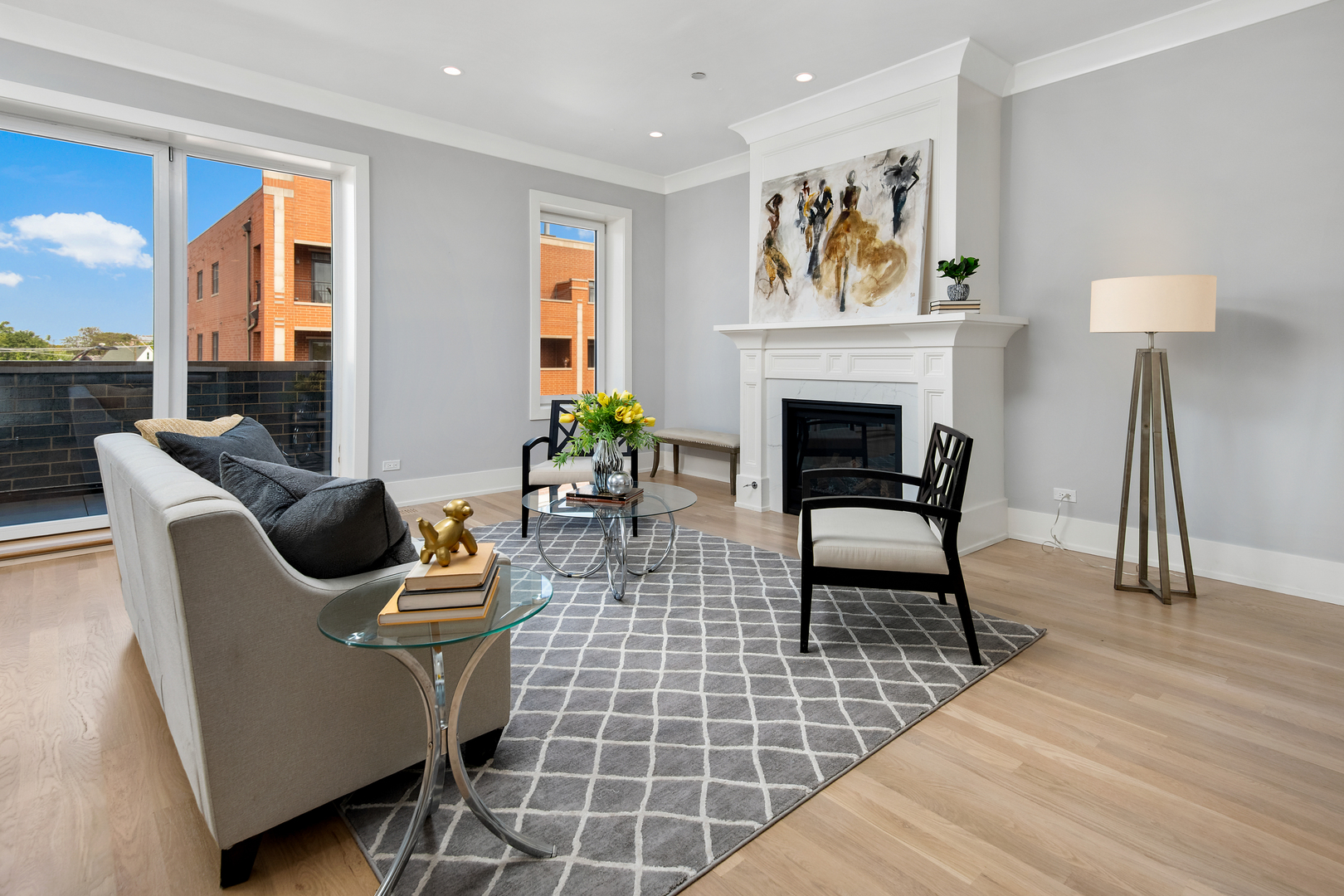 2913 W Belmont Avenue Unit: 3W