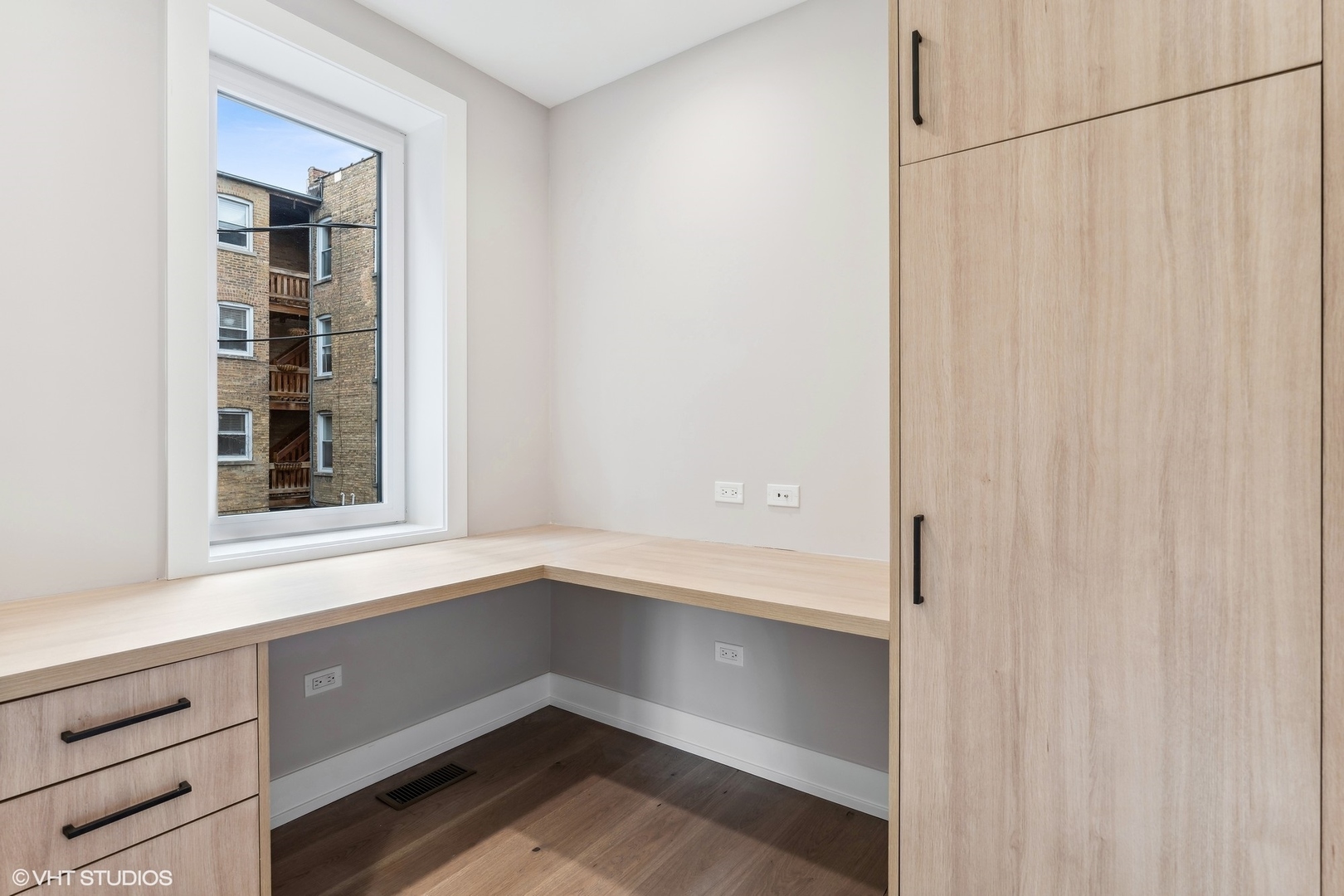 3651 N Damen Avenue Unit: CH