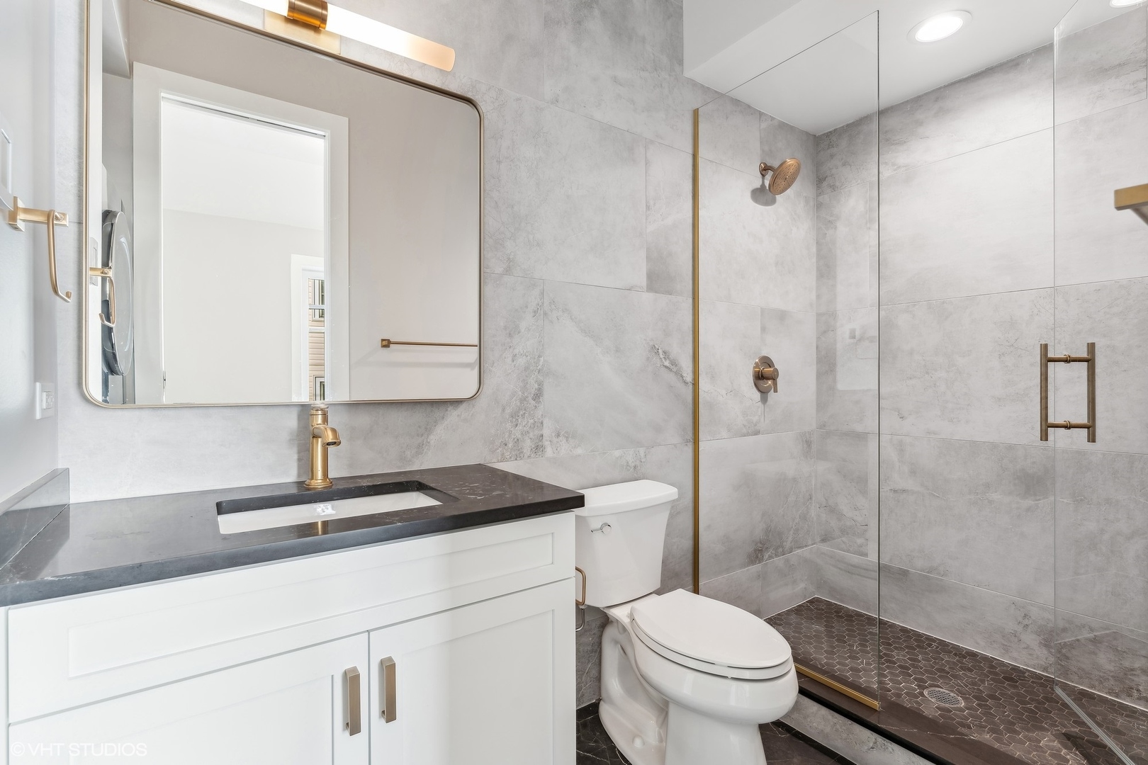 3651 N Damen Avenue Unit: CH