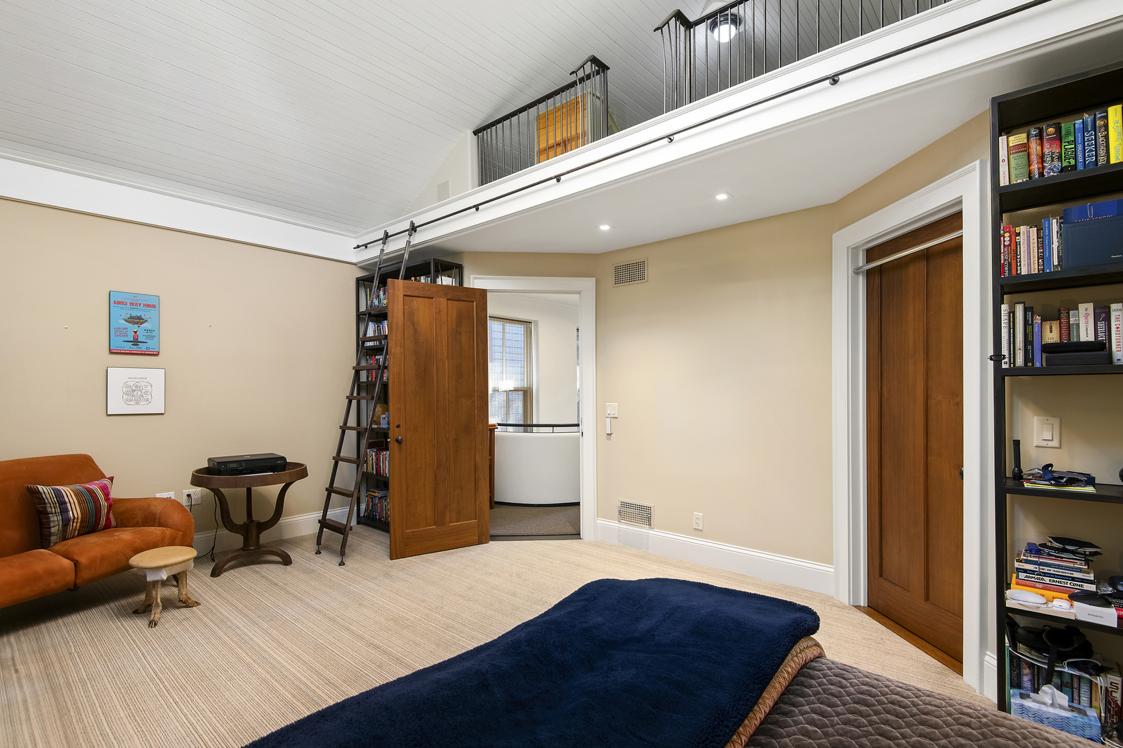 229 W EUGENIE Street