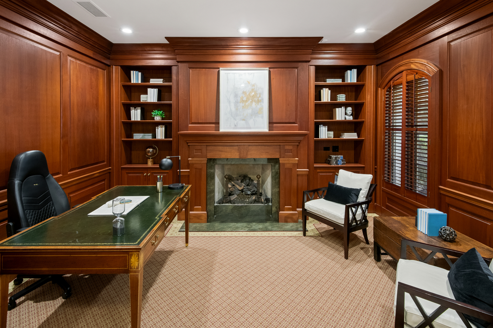 1921 N Mohawk Street