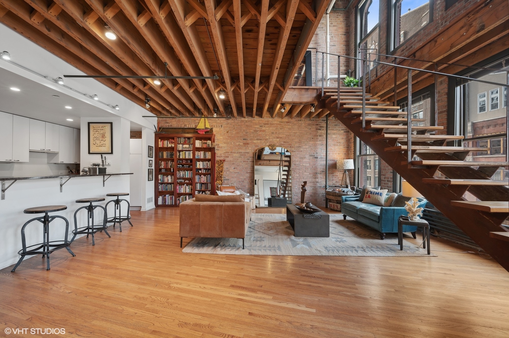 711 S Dearborn Street Unit: 704