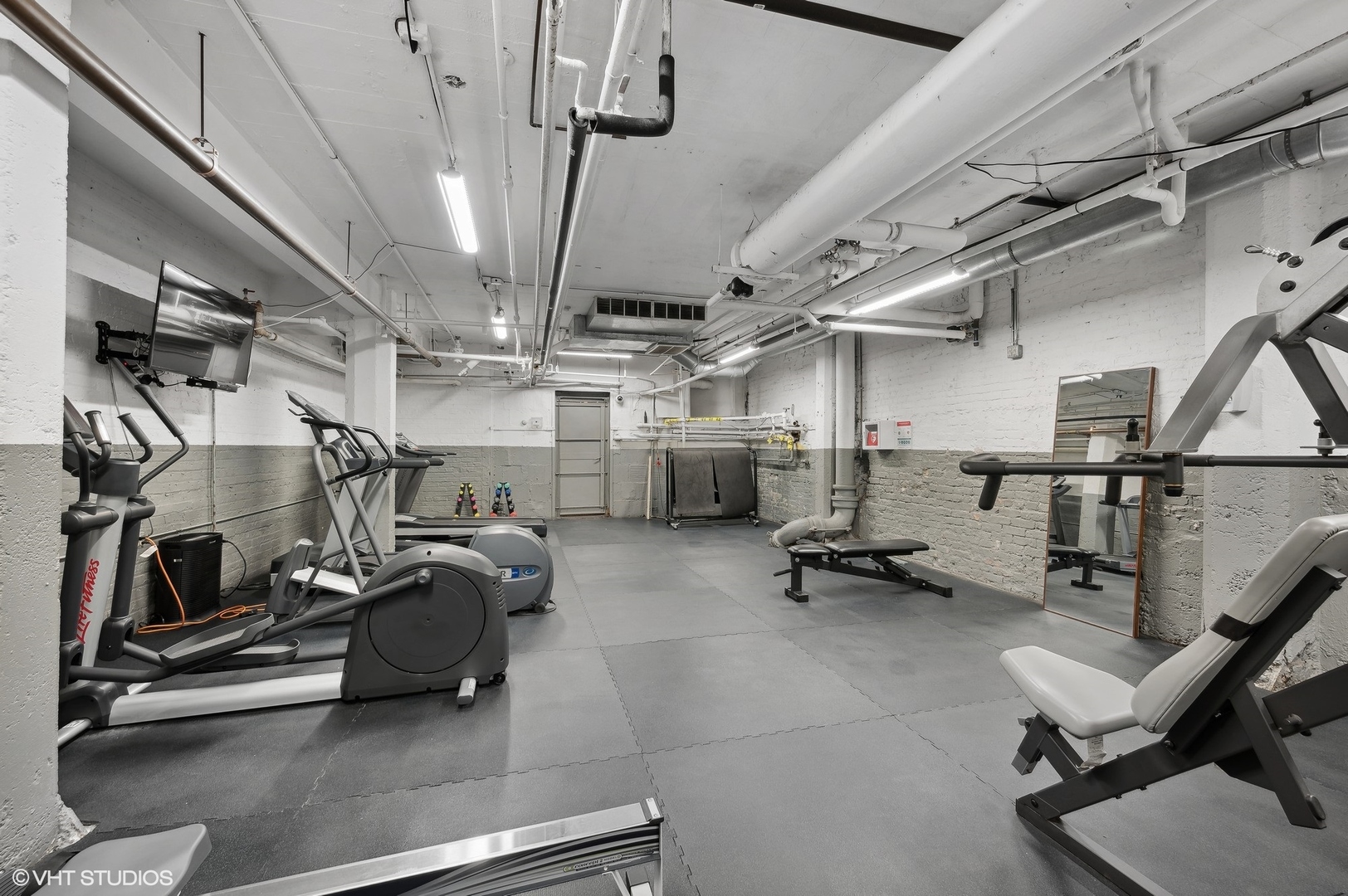 711 S Dearborn Street Unit: 704